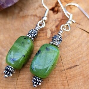 Handmade Serpentine Silver Vintage Flower Earrings, NEW